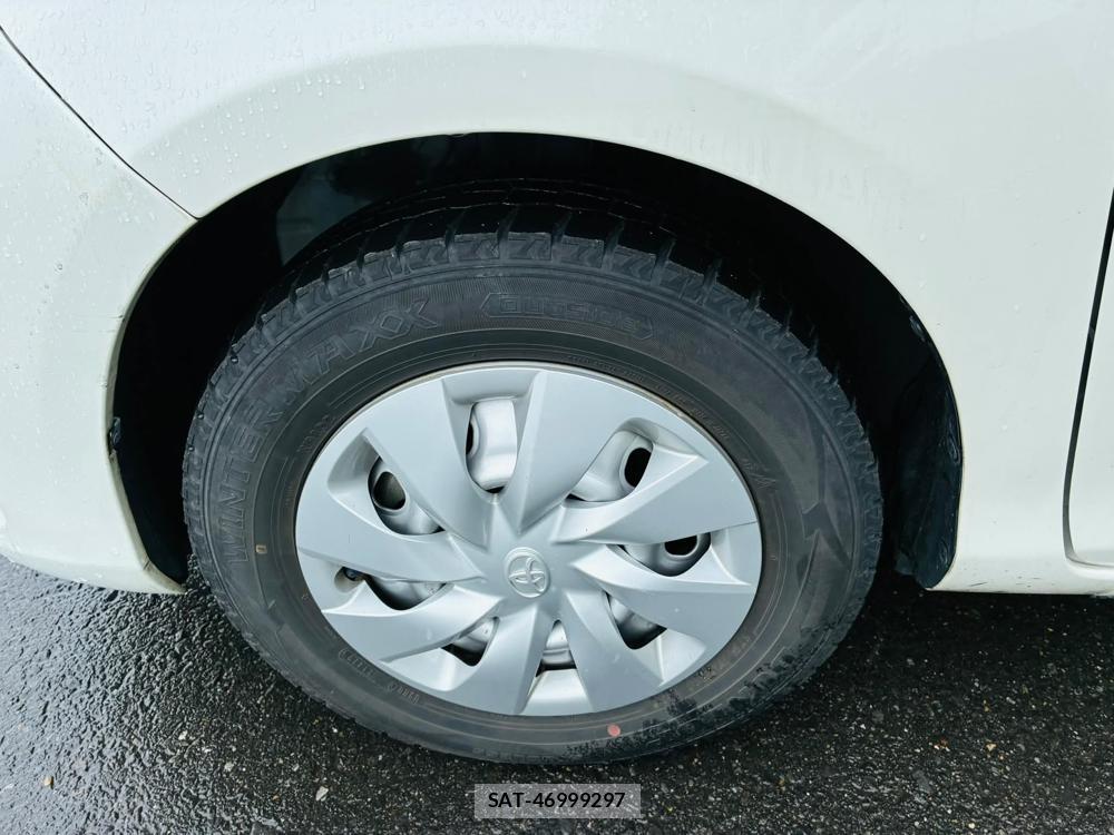 Toyota VITZ HYBRID 2019-05 7605442-30