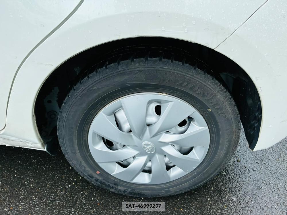 Toyota VITZ HYBRID 2019-05 7605442-31