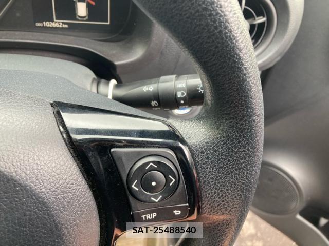 Toyota VITZ HYBRID 2017-06 7730408-21
