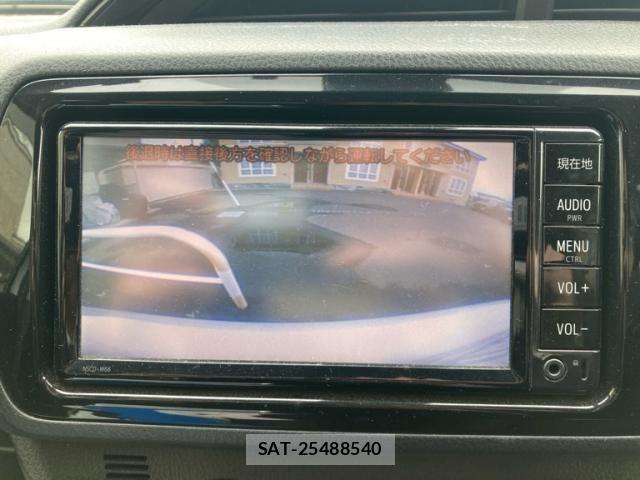 Toyota VITZ HYBRID 2017-06 7730408-24