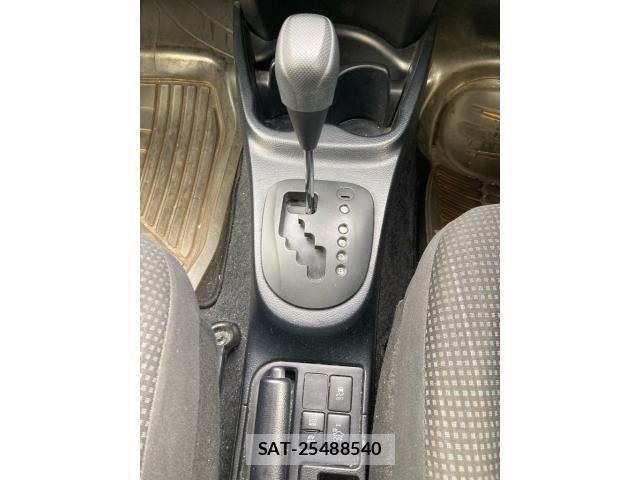 Toyota VITZ HYBRID 2017-06 7730408-27