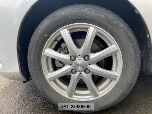 Toyota VITZ HYBRID 2017-06 7730408-5