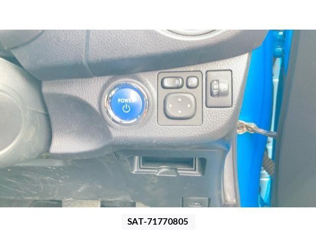 Toyota VITZ HYBRID 2018-02 7790261-12