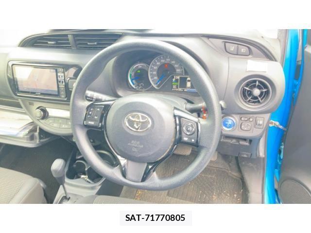 Toyota VITZ HYBRID 2018-02 7790261-13