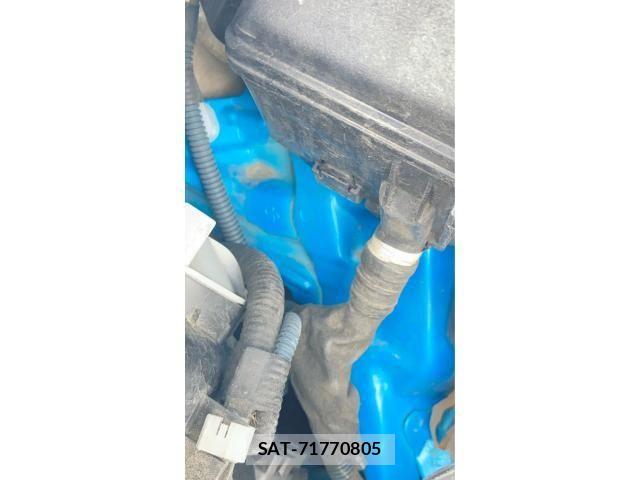 Toyota VITZ HYBRID 2018-02 7790261-25