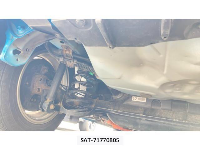 Toyota VITZ HYBRID 2018-02 7790261-7