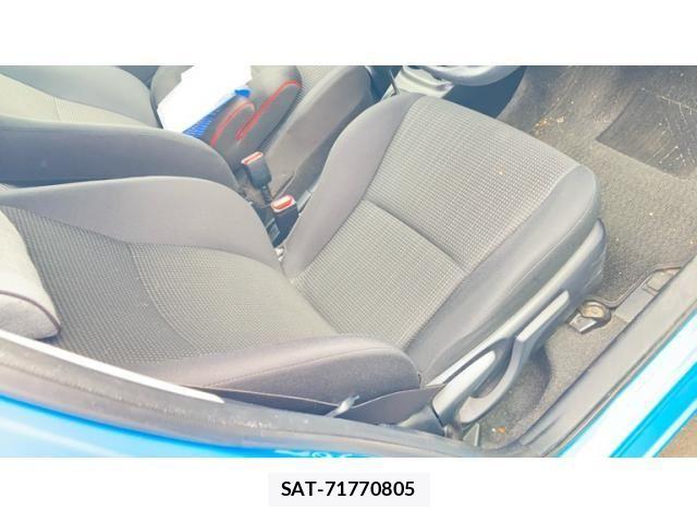 Toyota VITZ HYBRID 2018-02 7790261-8