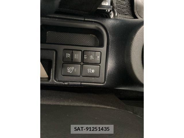 Toyota VITZ HYBRID 2019-07 8039031-20