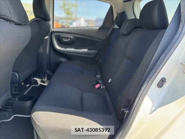 Toyota VITZ HYBRID 2018-12 8076059-17
