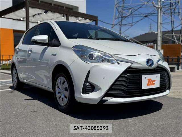 Toyota VITZ HYBRID 2018-12 8076059-7
