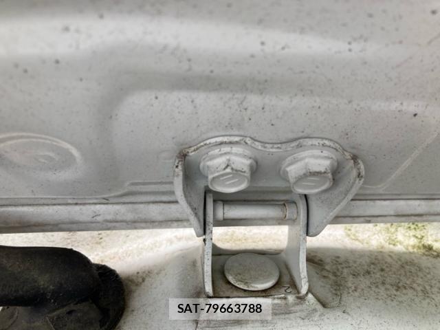 Toyota VITZ HYBRID 2018-07 8102534-10