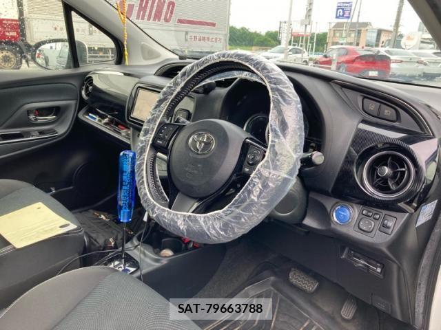 Toyota VITZ HYBRID 2018-07 8102534-11