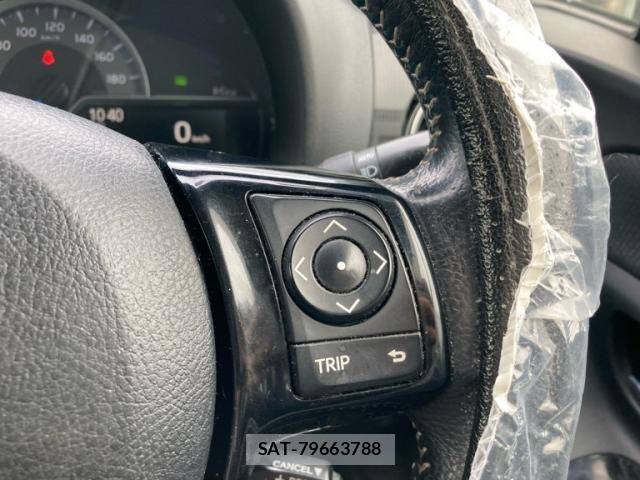 Toyota VITZ HYBRID 2018-07 8102534-17