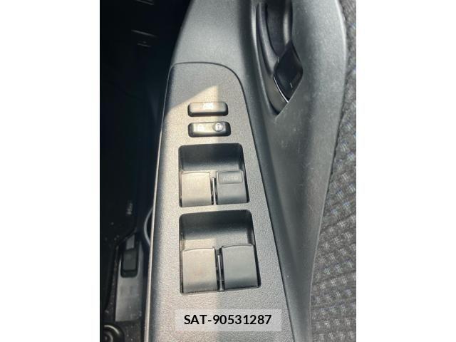 Toyota VITZ HYBRID 2019-09 8102533-10