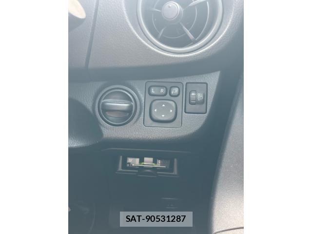 Toyota VITZ HYBRID 2019-09 8102533-21