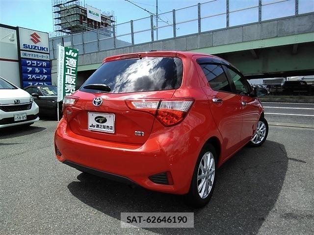 Toyota VITZ HYBRID 2018-09 8102532-2