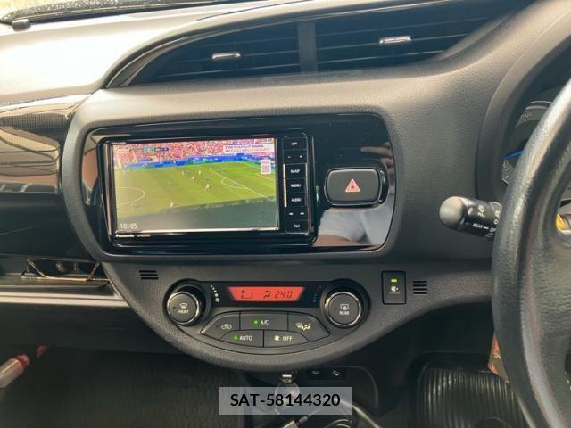 Toyota VITZ HYBRID 2017-10 8210881-20