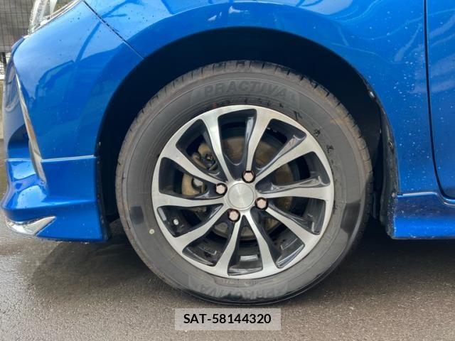 Toyota VITZ HYBRID 2017-10 8210881-6