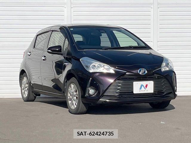 Toyota VITZ HYBRID 2019-03 8210880-16
