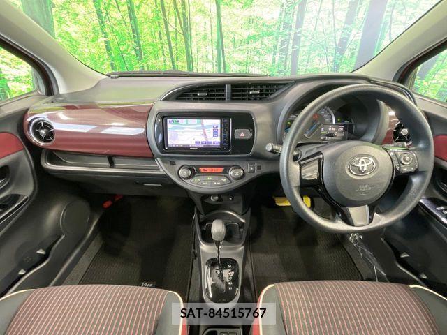 Toyota VITZ HYBRID 2017-10 8232305-1
