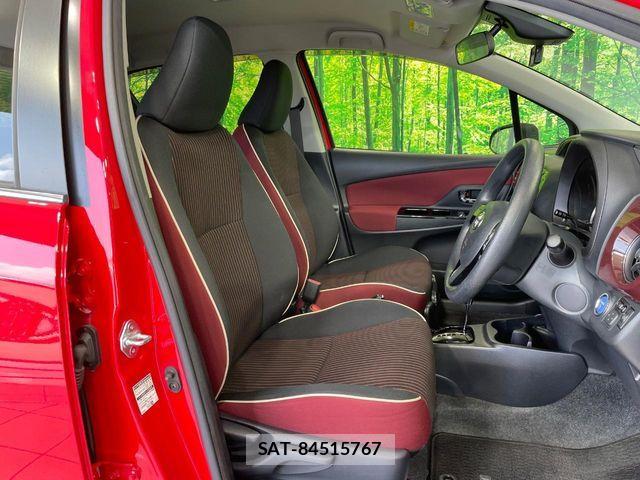 Toyota VITZ HYBRID 2017-10 8232305-7