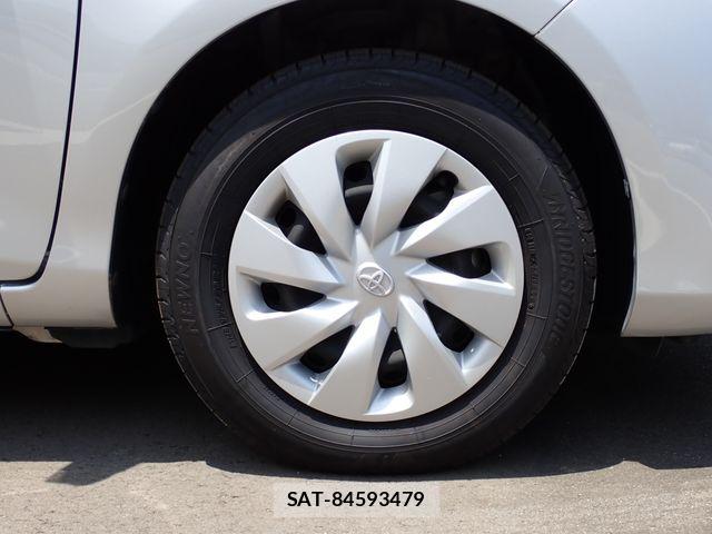Toyota VITZ HYBRID 2019-06 8247077-19