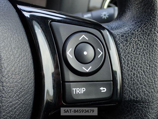 Toyota VITZ HYBRID 2019-06 8247077-21