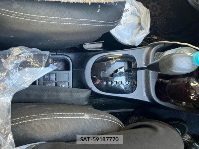 Toyota VITZ HYBRID 2019-03 8317890-24