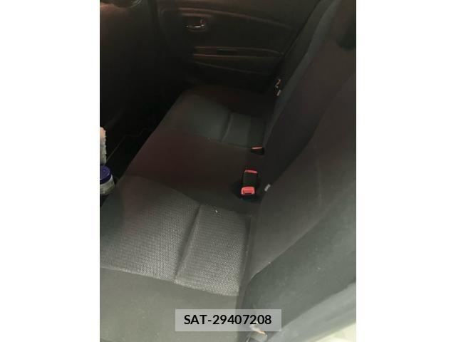 Toyota VITZ HYBRID 2019-02 8338388-9