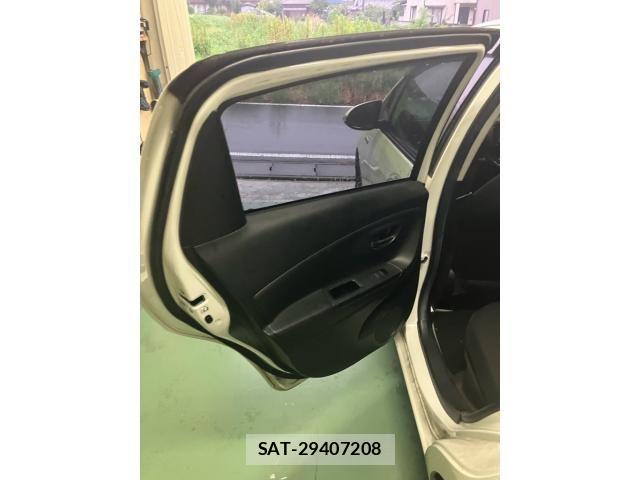Toyota VITZ HYBRID 2019-02 8338388-10
