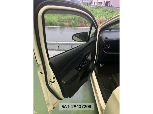 Toyota VITZ HYBRID 2019-02 8338388-8