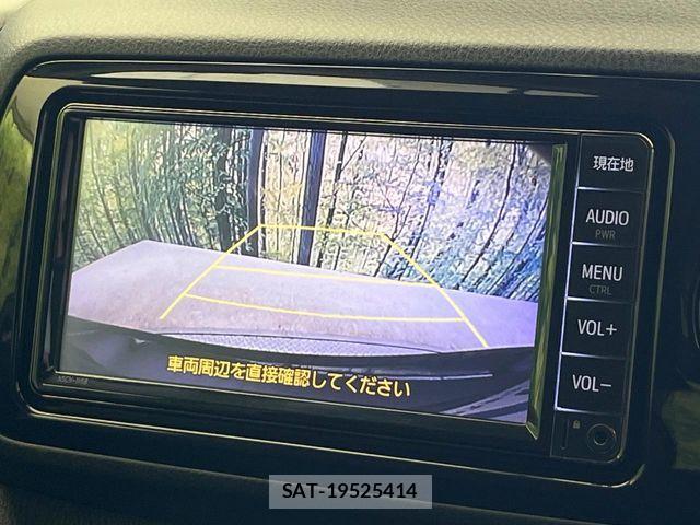 Toyota VITZ HYBRID 2019-09 8338387-3