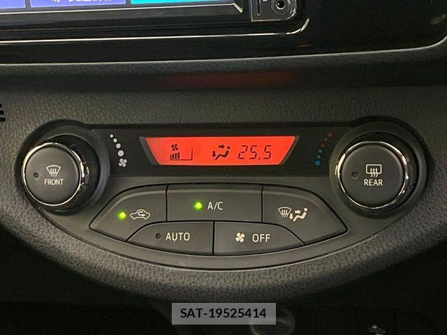 Toyota VITZ HYBRID 2019-09 8338387-5