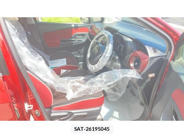 Toyota VITZ HYBRID 2017-10 8338389-11