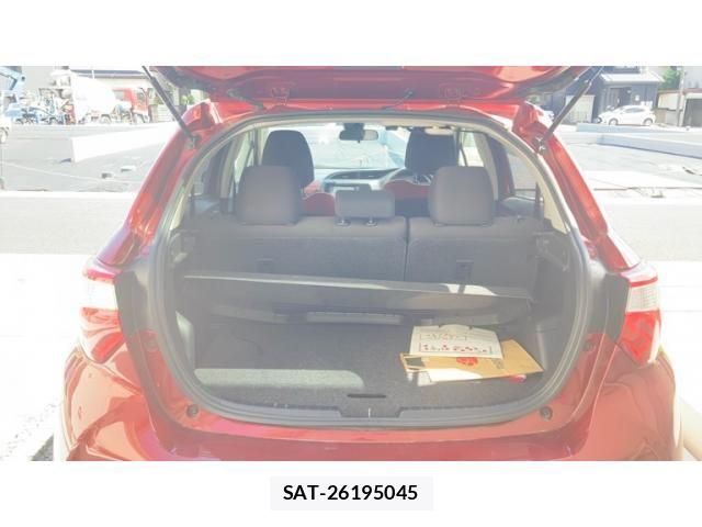 Toyota VITZ HYBRID 2017-10 8338389-25