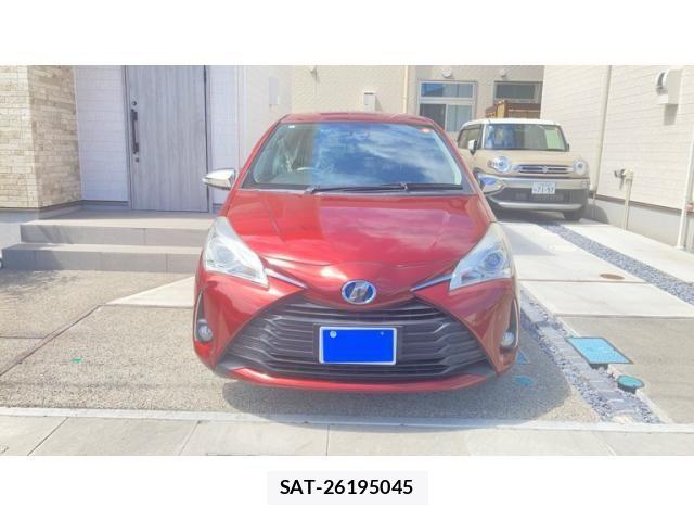 Toyota VITZ HYBRID 2017-10 8338389-3