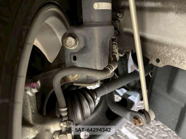 Toyota VITZ HYBRID 2017-07 8369625-14