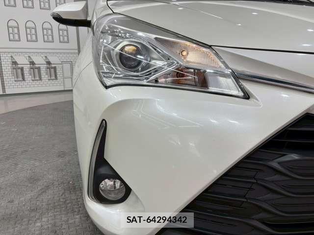 Toyota VITZ HYBRID 2017-07 8369625-18