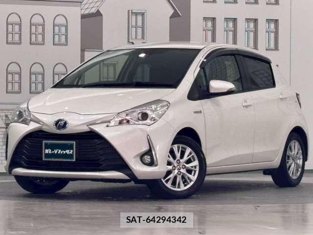 Toyota VITZ HYBRID 2017-07 8369625-2