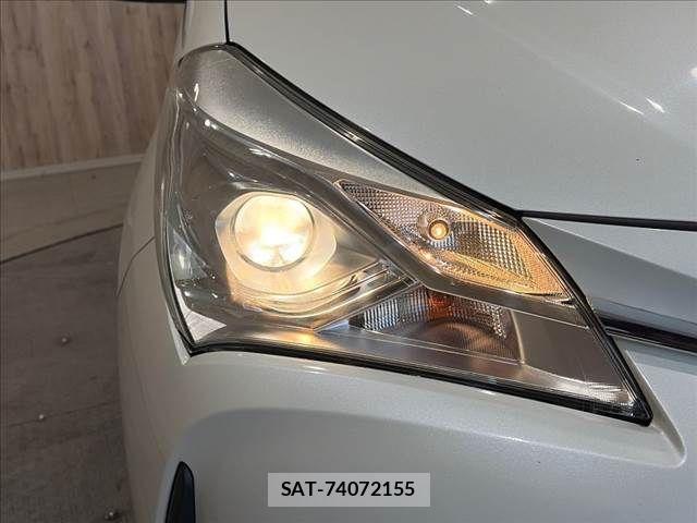 Toyota VITZ HYBRID 2017-12 8369623-27