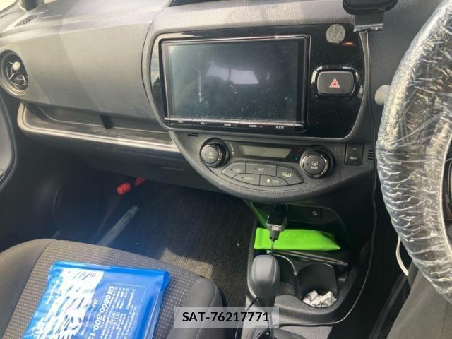 Toyota VITZ HYBRID 2017-01 8439053-14