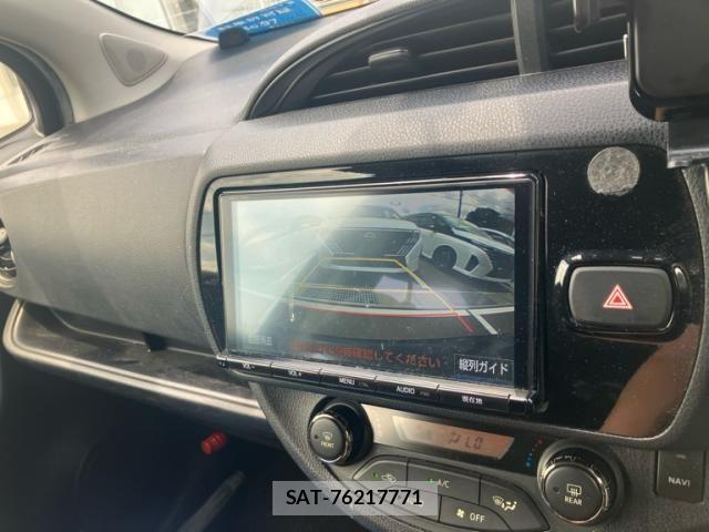 Toyota VITZ HYBRID 2017-01 8439053-17