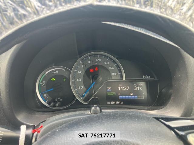 Toyota VITZ HYBRID 2017-01 8439053-18