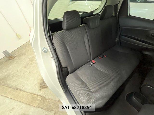 Toyota VITZ HYBRID 2017-08 8458726-8