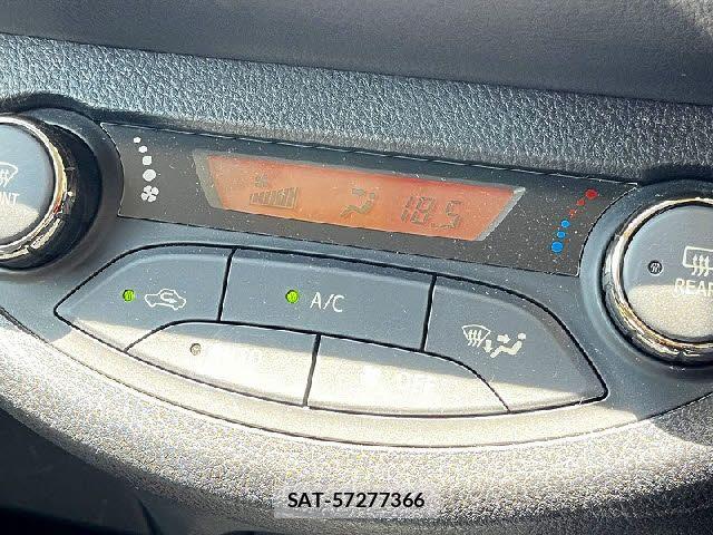 Toyota VITZ HYBRID 2017-05 8528064-16