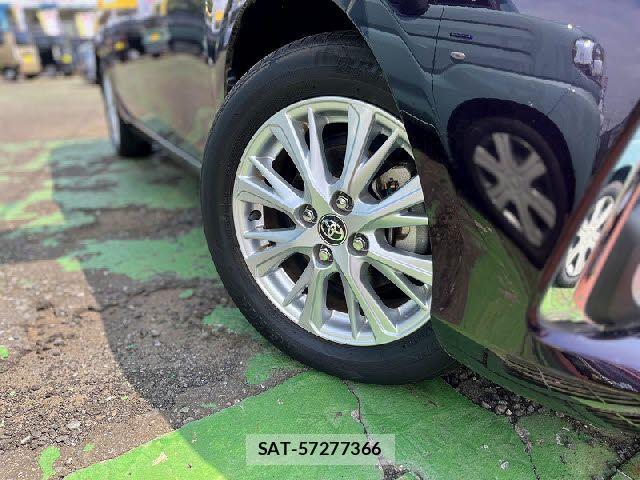 Toyota VITZ HYBRID 2017-05 8528064-26