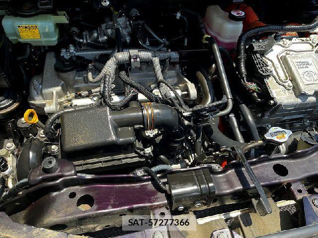 Toyota VITZ HYBRID 2017-05 8528064-27