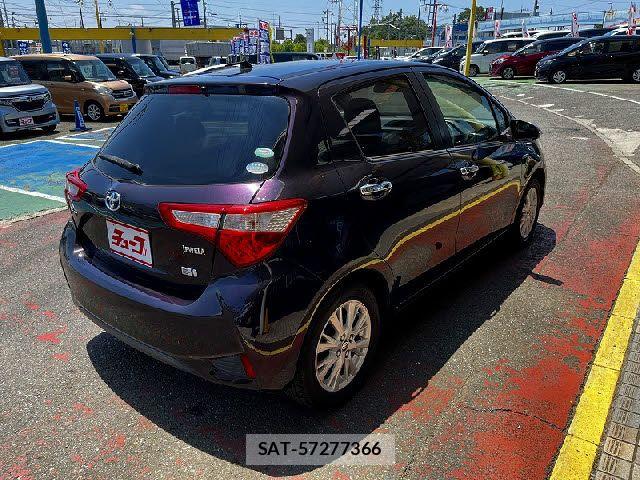 Toyota VITZ HYBRID 2017-05 8528064-2