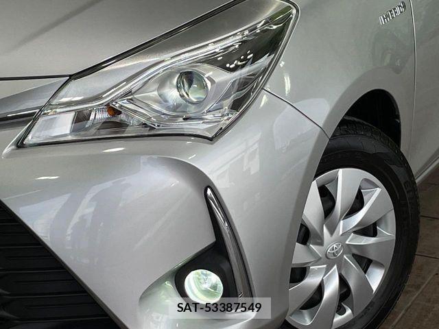 Toyota VITZ HYBRID 2017-08 8528063-11