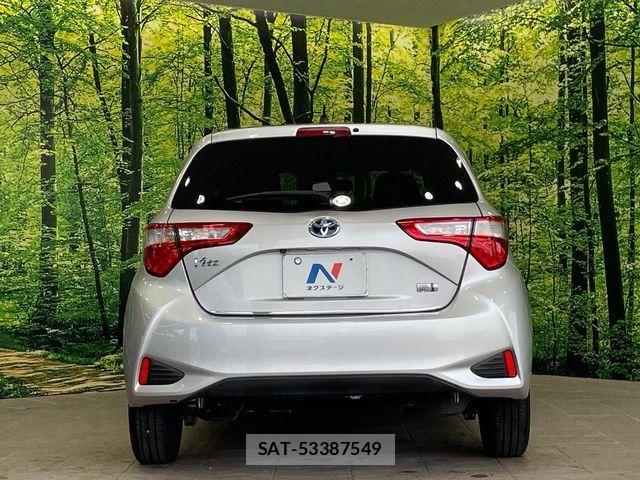 Toyota VITZ HYBRID 2017-08 8528063-14